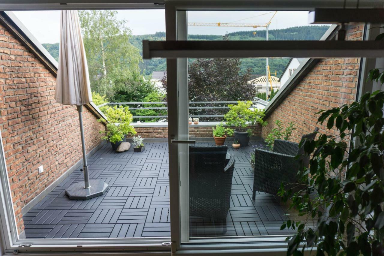 Moderne 70 Qm Wohnung Mit Grosser Dachterrasse Kinheim Buitenkant foto