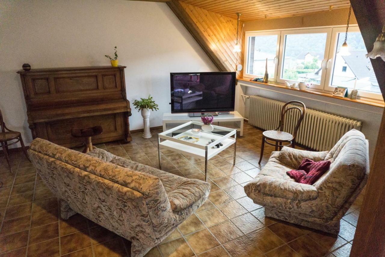 Moderne 70 Qm Wohnung Mit Grosser Dachterrasse Kinheim Buitenkant foto